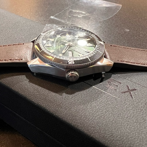 Timex Automatic Watch - Picture 5 of 6